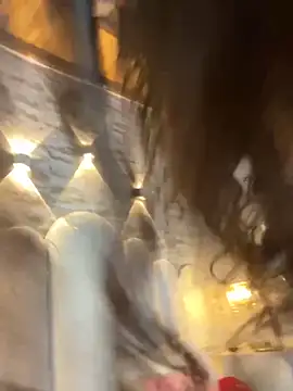 Yassy vazquez online show from December 3, 8:00 pm