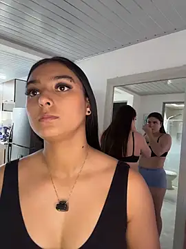 nicolexxaleja online show from March 3, 9:43 pm