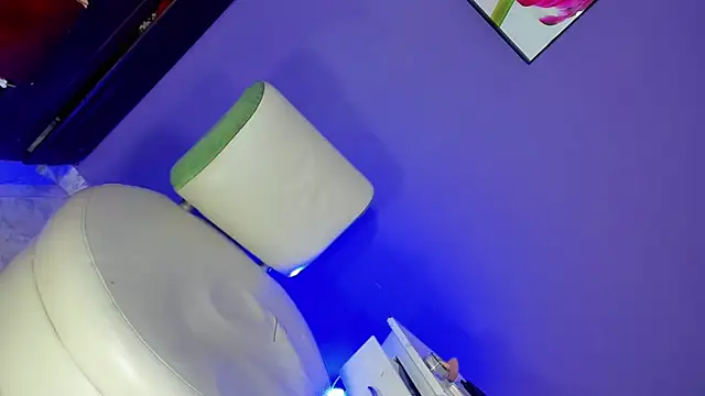 Valentina Horny777 online show from December 19, 12:59 am