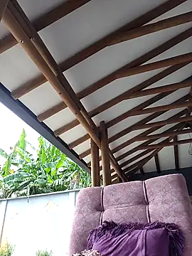 Snapshot of Yessica_Lopezz chatting on October 12, 3:25 pm Yessica Lopezz online show from October 12, 3:25 pm