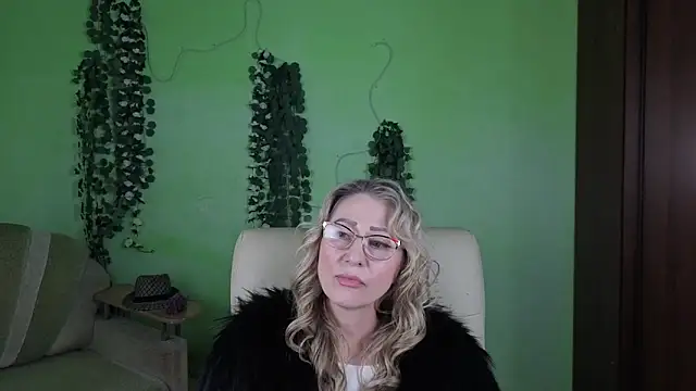 Habibi Honeyy online show from October 15, 10:51 am