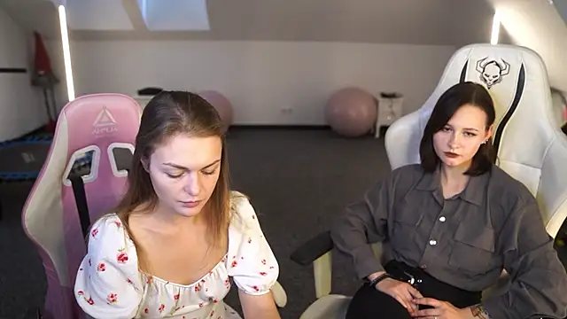 MissKaitrin online show from September 13, 12:02 pm