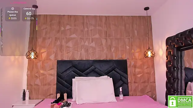 Gia Scott online show from November 18, 9:27 pm