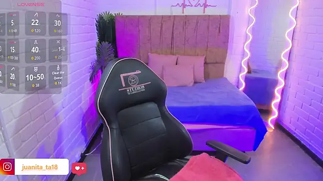 juanita tay online show from October 29, 11:36 am