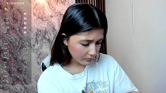 amy innocent 1 online show from February 4, 8:01 pm