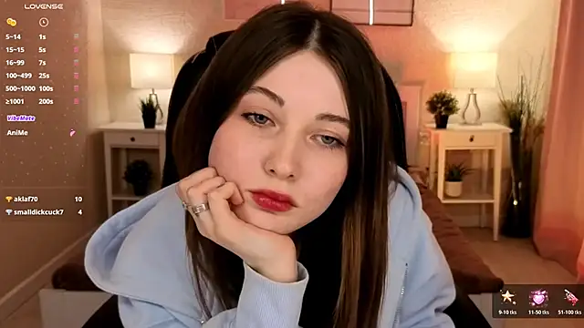 Kimmie shine online show from April 14, 10:04 am