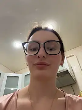 ZariaFlame online show from March 9, 9:29 pm