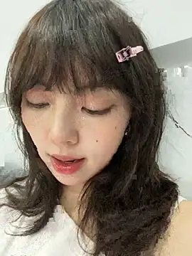 xuannv0000 online show from January 15, 8:53 am