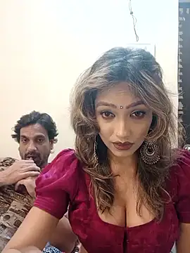 zoyarathore online show from April 17, 6:32 pm