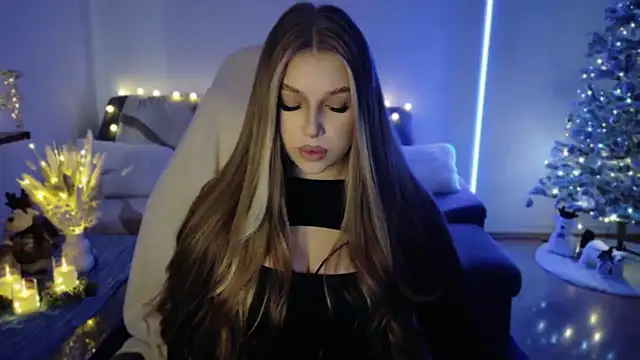 Emma candyyy online show from December 16, 9:48 am