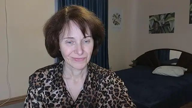 Lia Tito online show from November 22, 6:16 am