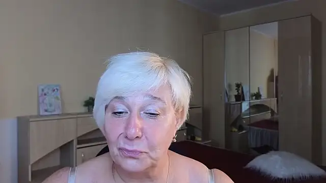 Milana Milky online show from September 15, 6:11 am