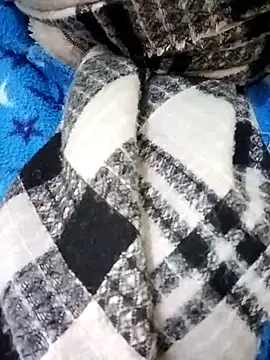 Miss-Lynda online show from February 11, 12:17 pm