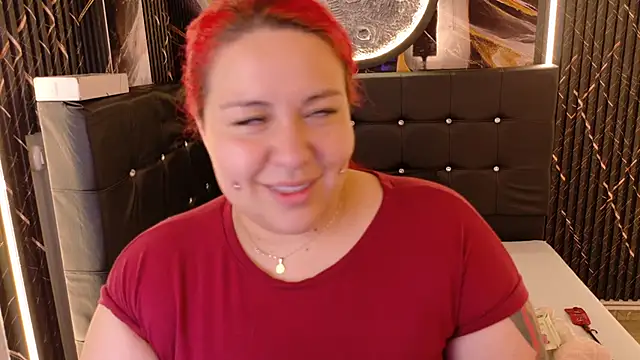 Witch Scarlet online show from April 11, 1:33 am