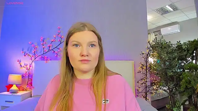 AshleyJoness online show from April 22, 5:04 am