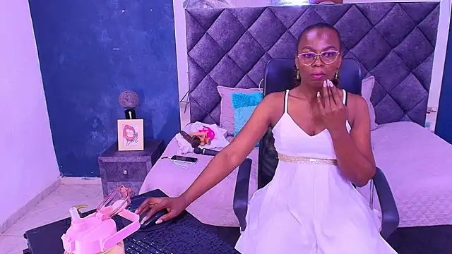 ebony  jheim online show from February 27, 1:00 pm