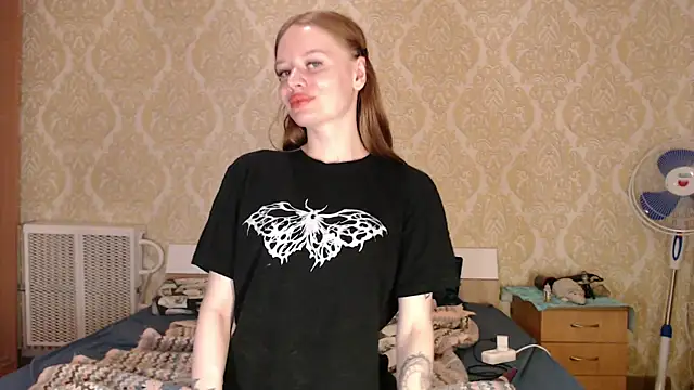 Kitkaat00 online show from April 1, 2:36 pm