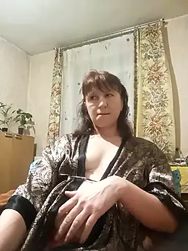 Flower2931 online show from January 7, 8:34 pm