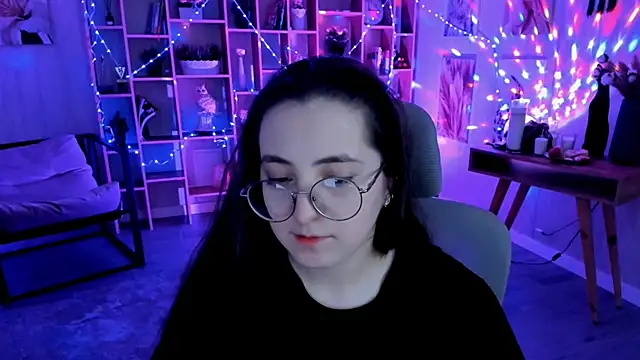 VirtuallVoyant online show from September 11, 2:17 pm