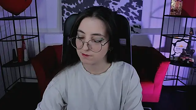 VirtuallVoyant online show from April 15, 7:36 pm