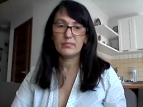 Elena48324 online show from April 25, 1:41 pm