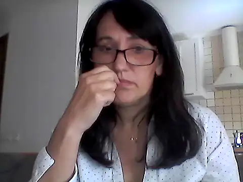 Elena48324 online show from June 15, 11:21 am