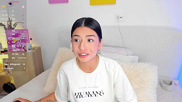 Snapshot of AprilAddams_ chatting on October 10, 9:09 pm AprilAddams  online show from October 10, 9:09 pm