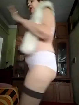 Rose60301 online show from February 25, 1:53 pm