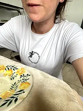 Snapshot of Megan_colsom chatting on October 20, 7:39 pm Megan colsom online show from October 20, 7:39 pm