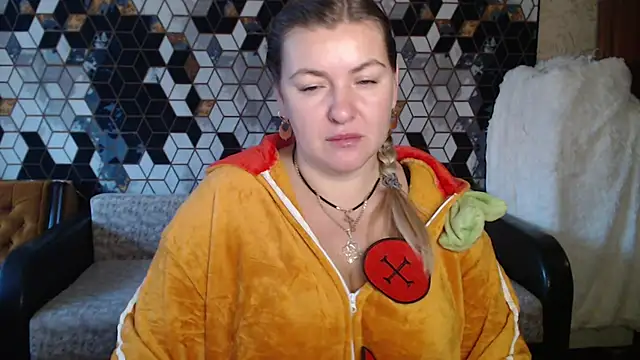 NikaSkylink online show from December 16, 5:13 am