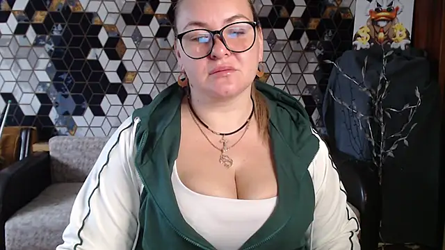 NikaSkylink online show from April 14, 5:07 am