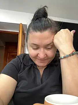 Liza Will online show from November 30, 9:24 am