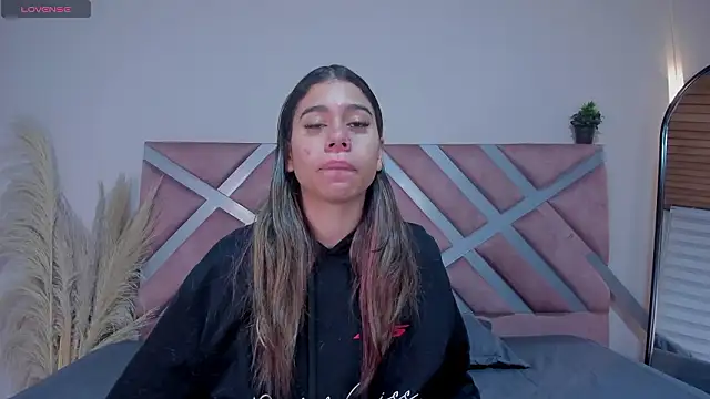 Rachell criss online show from March 28, 4:34 am