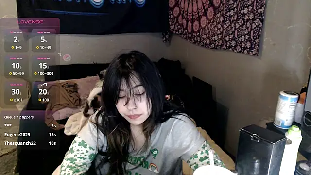 London Ray online show from November 3, 9:57 am