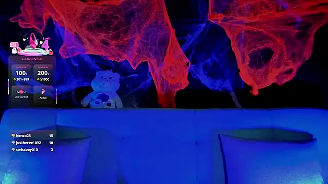 madiixwatson online show from October 24, 10:55 am