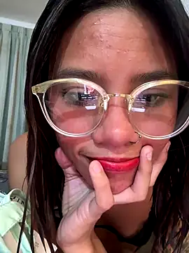 Snapshot of Nia_Desire chatting on September 26, 7:17 am Nia Desire online show from September 26, 7:17 am