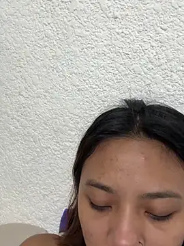 Snapshot of Nia_Desire chatting on October 4, 8:31 am Nia Desire online show from October 4, 8:31 am