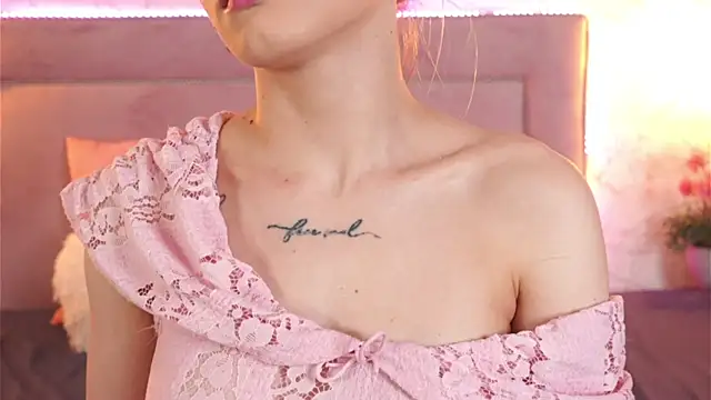 ChannelAngeless online show from October 31, 10:30 am