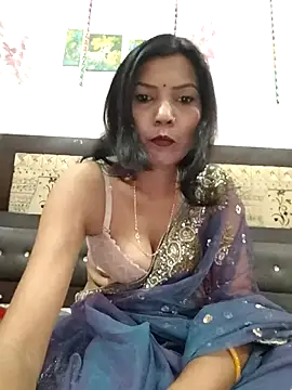 Yourhotsweetgirl online show from December 15, 3:23 am