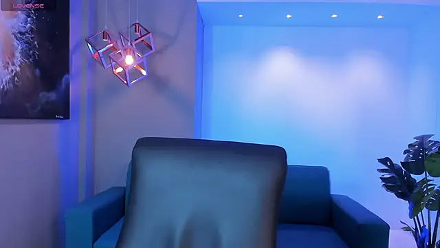 AidaJones online show from October 23, 12:00 pm