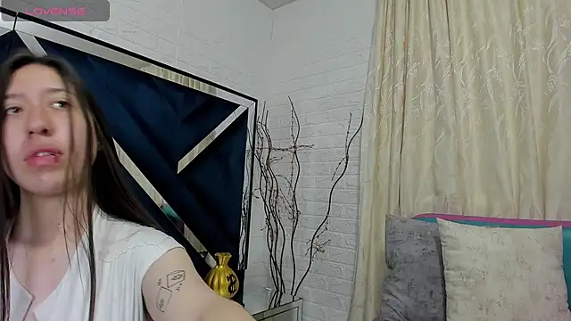 venusmorgan online show from September 11, 3:45 pm