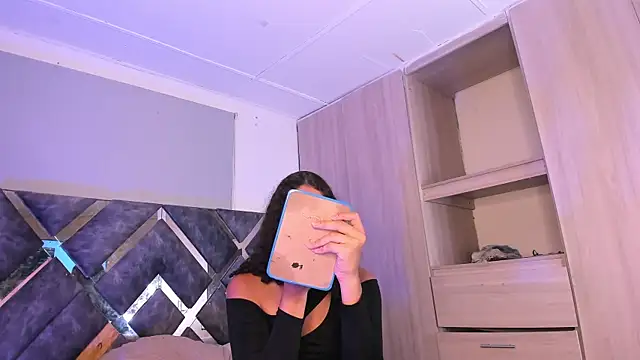 candice777 online show from October 24, 1:51 pm