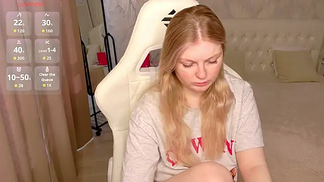 AmeliaDiamond online show from April 9, 10:09 am