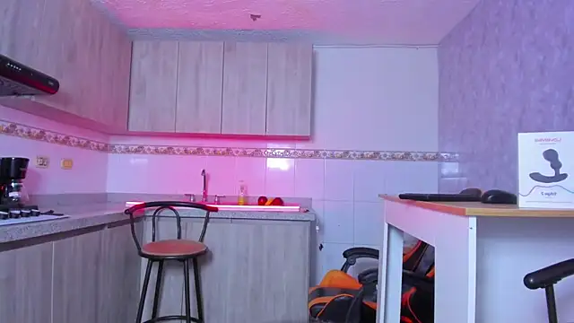 ZaiMoon  online show from January 15, 8:59 pm