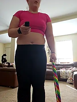 nuttiebuddy1 online show from October 1, 7:30 pm