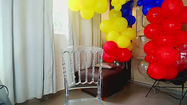 Lia Mar  online show from September 12, 6:48 pm