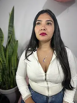 meli  brown online show from May 31, 5:46 am