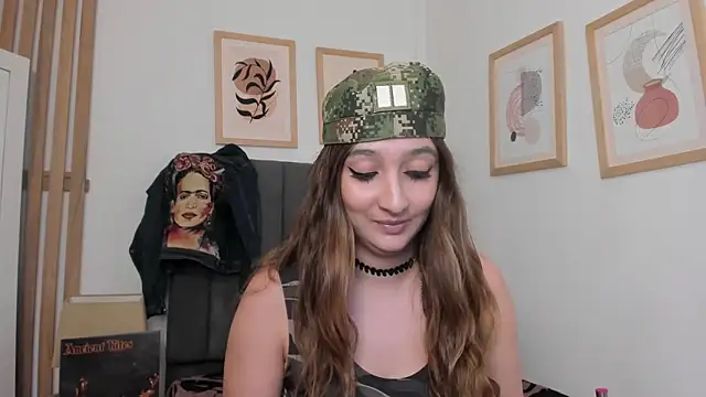 Alice Dickinssonn online show from December 18, 8:46 pm