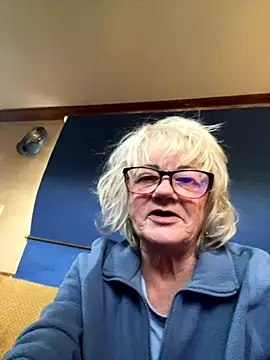 ladyboatlady online show from November 3, 3:49 pm