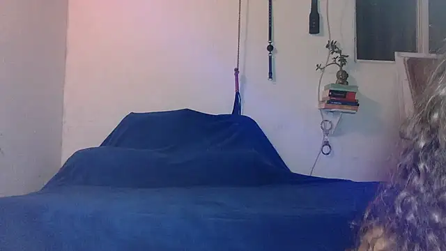 indomitaFox online show from November 22, 3:42 am